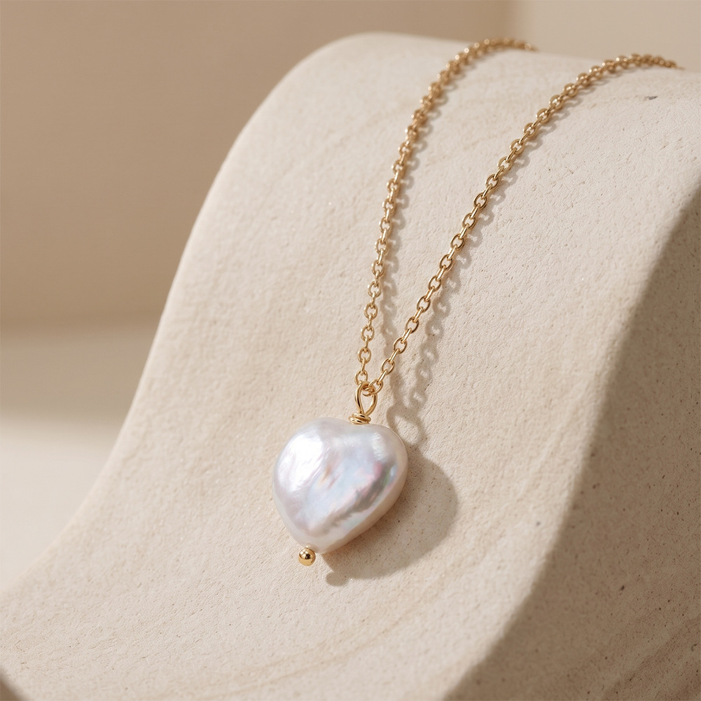 Heart Shaped Baroque Pearl Necklace - Image 6
